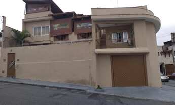 Imagem: Enorme Sobrado de Esquina, Ótima localização