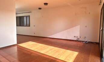 Imagem 4: 3 dormitórios, 1 suítes, 3 vagas na garagem, 142M² de Área Construída