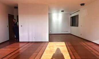 Imagem 3: 3 dormitórios, 1 suítes, 3 vagas na garagem, 142M² de Área Construída