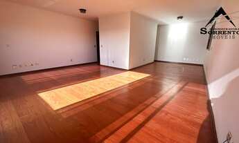 Imagem 2: 3 dormitórios, 1 suítes, 3 vagas na garagem, 142M² de Área Construída