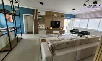 Imagem 7: 4 dormitórios, 4 suíte, 6 banheiro, 4 vagas na garagem, 561M² de Área Construída