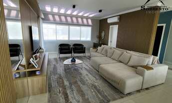 Imagem 2: 4 dormitórios, 4 suíte, 6 banheiro, 4 vagas na garagem, 561M² de Área Construída