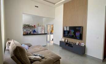 Imagem: 3 dormitórios, 1 suítes, 150M² de Área