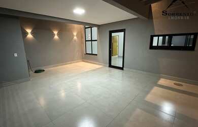 Imagem 6: 3 dormitórios, 1 suítes, 2 banheiro, 2 vagas na garagem, 150M² de Área Construída