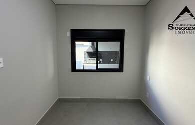 Imagem 6: 3 dormitórios, 1 suítes, 2 banheiro, 3 vagas na garagem, 2M² de Área Construída