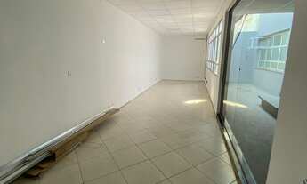 Imagem 4: Ponto Comercial para Locação no Tatuapé, São Paulo-SP - 8 Salas, 8 Banheiros, 235m² de Áre