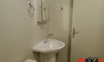 Imagem 3: 2 dormitórios, 1 banheiros, 1 vaga na garagem, 68M² de Área Construída