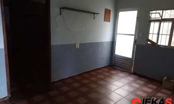 Imagem 5: 2 dormitórios, 1 banheiros, 4 vagas na garagem, 125M² de Área Construída