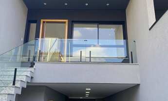 Imagem: 3 dormitórios, 1 suítes, 3 banheiro, 2