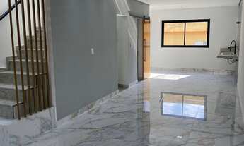 Imagem 6: 3 dormitórios, 1 suítes, 3 banheiro, 2 vagas na garagem, 170M² de Área Construída