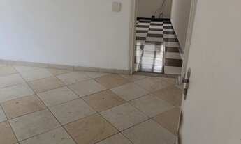 Imagem 6: 2 banheiro, 4 vagas na garagem, 280M² de Área Construída