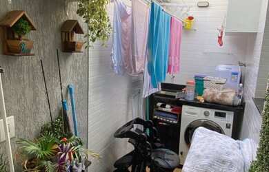 Imagem 5: 2 dormitórios, 1 banheiros, 1 vaga na garagem, 58M² de Área Construída