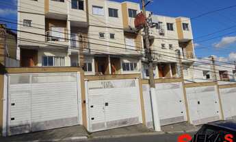 Imagem 2: Casa à venda na Penha, São Paulo-SP com 3 quartos, 3 suítes e 6 vagas de garagem!