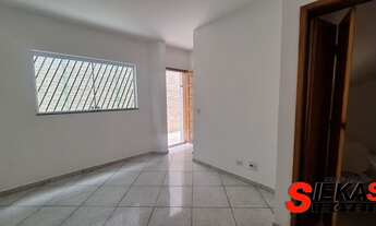 Imagem 4: Sobrado em Condomínio para Locação em Cangaíba, São Paulo-SP: 2 quartos, 2 suítes, 1 sala