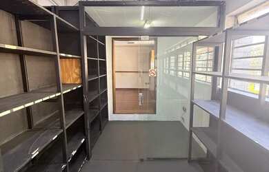 Imagem 5: Galpão Comercial para Locação em São Paulo-SP, Bairro Ipiranga: 10 Vagas de Garagem e 350m