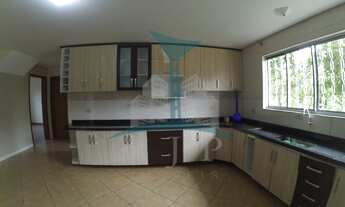 Imagem 7: Sobrado de Luxo à Venda em São José dos Pinhais-PR, Bairro Quississana: 4 Quartos, 2 Salas