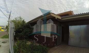 Imagem 2: Sobrado de Luxo à Venda em São José dos Pinhais-PR, Bairro Quississana: 4 Quartos, 2 Salas