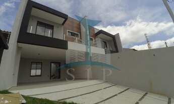 Imagem 2: Imperdível sobrado à venda no Centro de São José dos Pinhais-PR: 3 quartos, 3 suítes, 2 sa