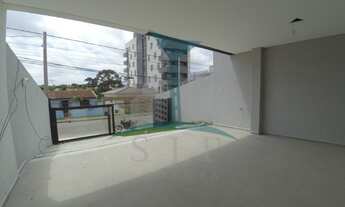 Imagem 3: Imperdível sobrado à venda no Centro de São José dos Pinhais-PR: 3 quartos, 3 suítes, 2 sa