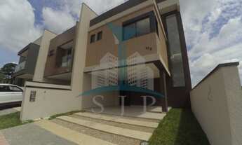 Imagem: Imóvel de luxo em condomínio na Costeira