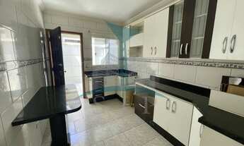 Imagem 3: Casa com 03 dormitórios, closet, lareira, 02 vagas de garagem