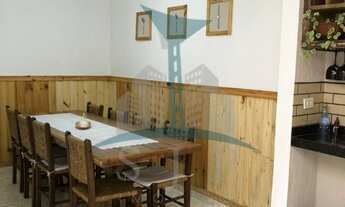 Imagem 3: Imperdível sobrado à venda em São José dos Pinhais-PR, bairro Costeira: 3 quartos, 1 suíte