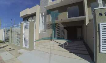 Imagem 2: Imperdível Sobrado à Venda em São José dos Pinhais-PR, Cidade Jardim: 3 Quartos, 1 Suíte