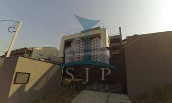 Imagem: Imperdível sobrado à venda em Curitiba-PR