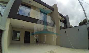 Imagem 2: Sobrado à venda com 154 m² com 3 quartos, 1 suíte, 1 sala, 3 banheiros, 4 vagas de garagem