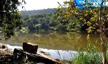 Imagem 2: Rancho em Uberlândia - MG na Represa de Miranda