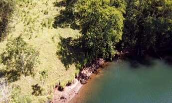 Imagem: Rancho medindo 10.000 m²,ou seja, 1,00