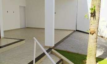 Imagem 2: Casa em excelente localização com 130,22m. de área construída, terreno com 260m2., no Bair