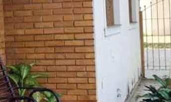 Imagem: Imóvel bem localizado, com 2 casas próximo