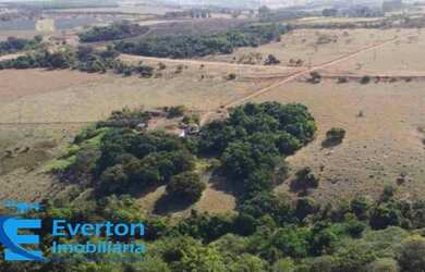 Imagem 4: Oportunidade Única: Espaço Espetacular de 447.726 m² à Venda em Araguari