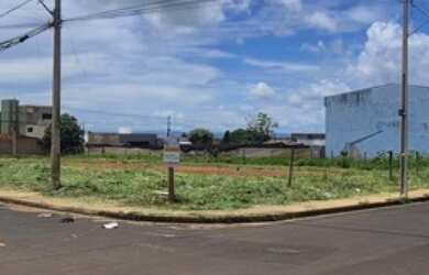 Imagem 5: Área com 1800M² no Bairro Aclimação em Uberlândia - MG