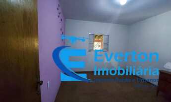 Imagem 6: Casa e sobrado com 233 m², 5 quartos, sendo um suíte, em terreno de 250 m² e vaga para 2 c