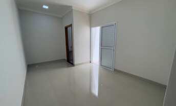 Imagem 7: Casa com 3 quartos (1 suíte), cozinha estilo americana e 2 vagas, excelente acabamento