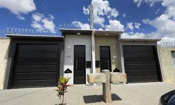 Imagem 4: Casa com 3 quartos (1 suíte), cozinha estilo americana e 2 vagas, excelente acabamento