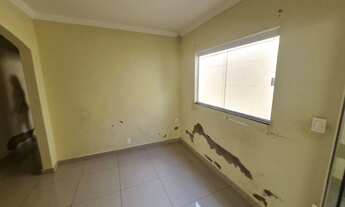 Imagem 2: Casa térrea de 160 m² com 2 salas, 2 quartos (1 suíte), copa, cozinha, área gourmet, quint