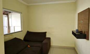 Imagem 3: Casa térrea de 160 m² com 2 salas, 2 quartos (1 suíte), copa, cozinha, área gourmet, quint