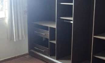 Imagem 5: Imóvel tipo sobrado em terreno 10x40, com 2 aptos. Cada um com 2 quartos grades, duas sala