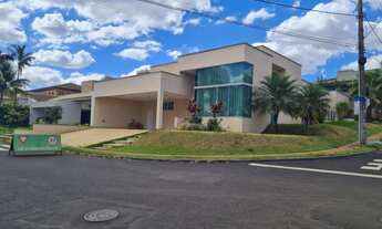 Imagem: Casa térrea de alto padrão com 289 m²