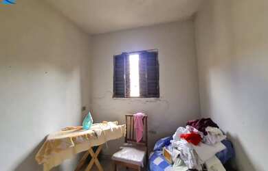 Imagem 7: Casa com 3 quartos, 2 vagas cobertas e quintal grande, em terreno de 360