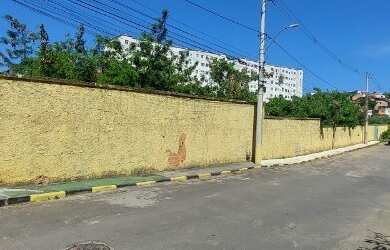 Imagem 3: TERRENO EM ITAPUÃ