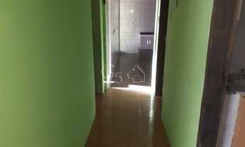 Imagem 4: Casa Comercial à Venda em Jundiaí-SP - 3 Quartos, 1 Sala, 2 Banheiros, 1 Vaga de Garagem!