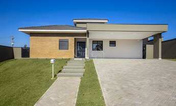 Imagem: Casa de luxo em condomínio à venda em