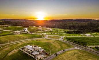 Imagem: Terreno em Condomínio de Luxo no Bairro