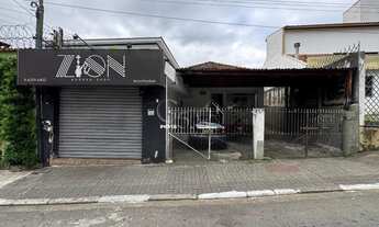 Imagem: More em uma das principais avenidas de Caieiras