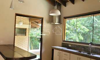 Imagem: Linda Casa em Condomínio à Venda em Localização