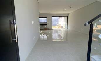 Imagem 2: Casa de luxo em condomínio à venda em Jundiaí com 3 quartos e 4 vagas de garagem. Venha co